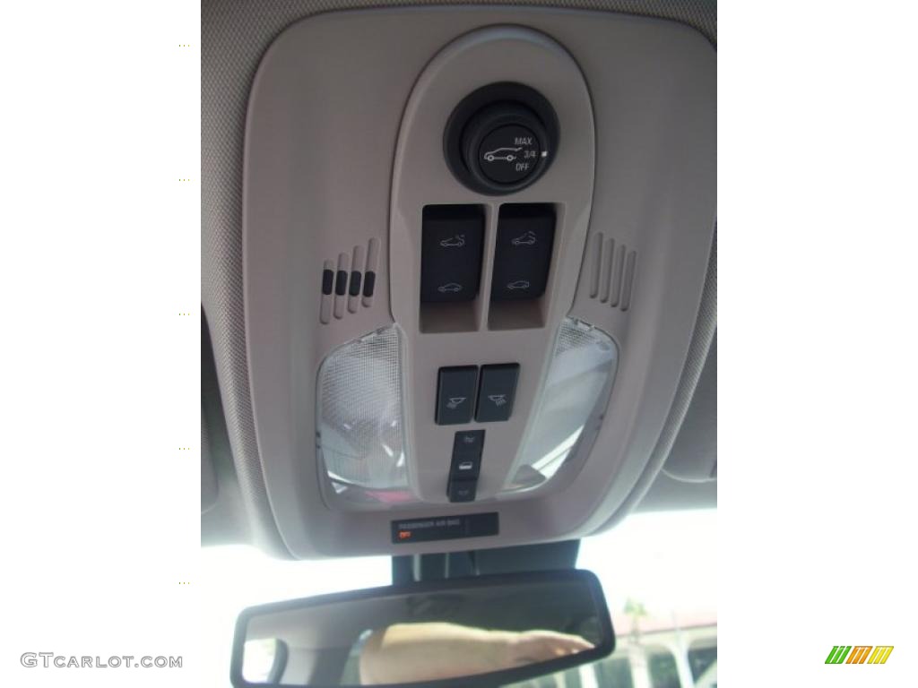 2010 Terrain SLT - Summit White / Light Titanium photo #13