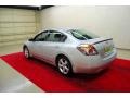 Radiant Silver Metallic - Altima 3.5 SE Photo No. 4