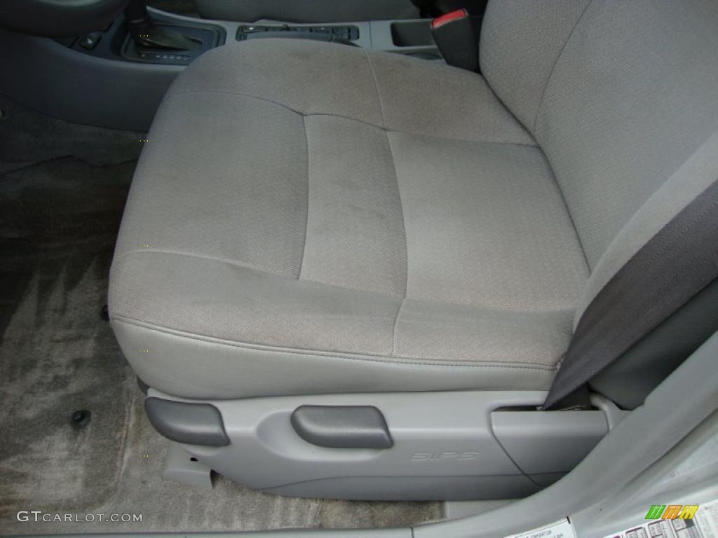 2000 V40 1.9T Wagon - Silver Metallic / Silver Gray photo #16
