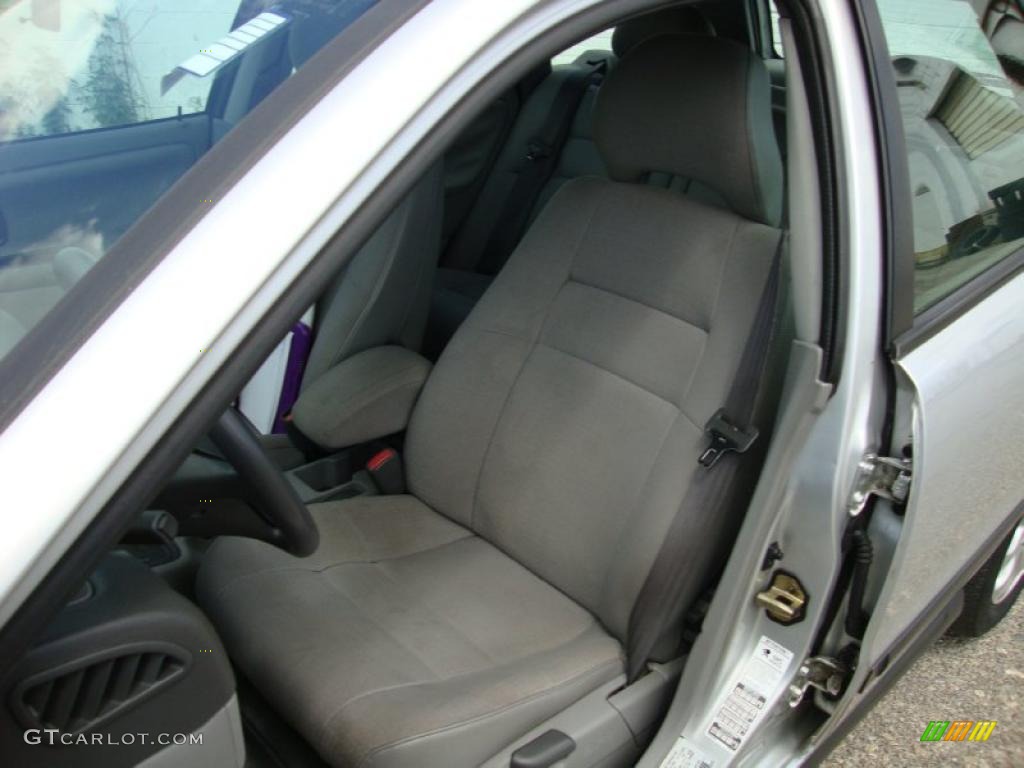 2000 V40 1.9T Wagon - Silver Metallic / Silver Gray photo #17