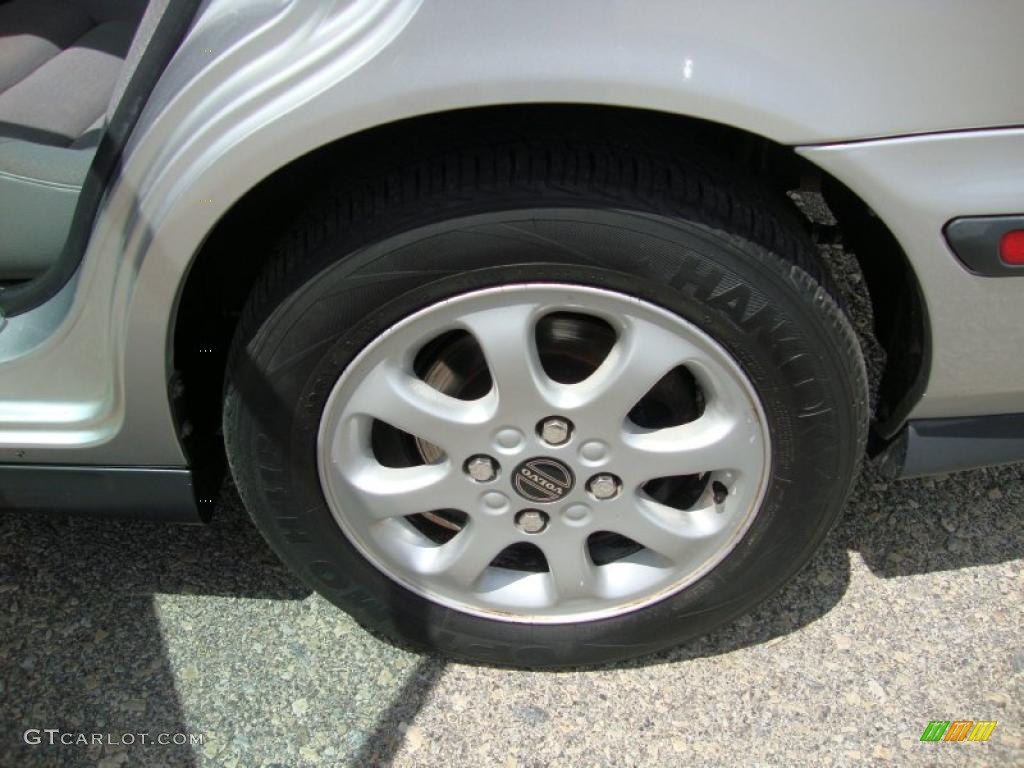 2000 V40 1.9T Wagon - Silver Metallic / Silver Gray photo #36