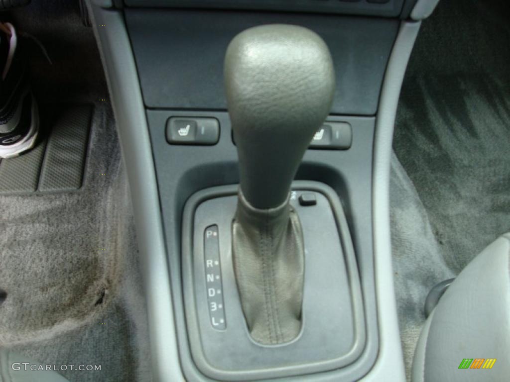 2000 V40 1.9T Wagon - Silver Metallic / Silver Gray photo #43