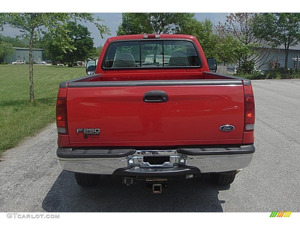 2000 F250 Super Duty XL Regular Cab 4x4 - Red / Medium Graphite photo #4