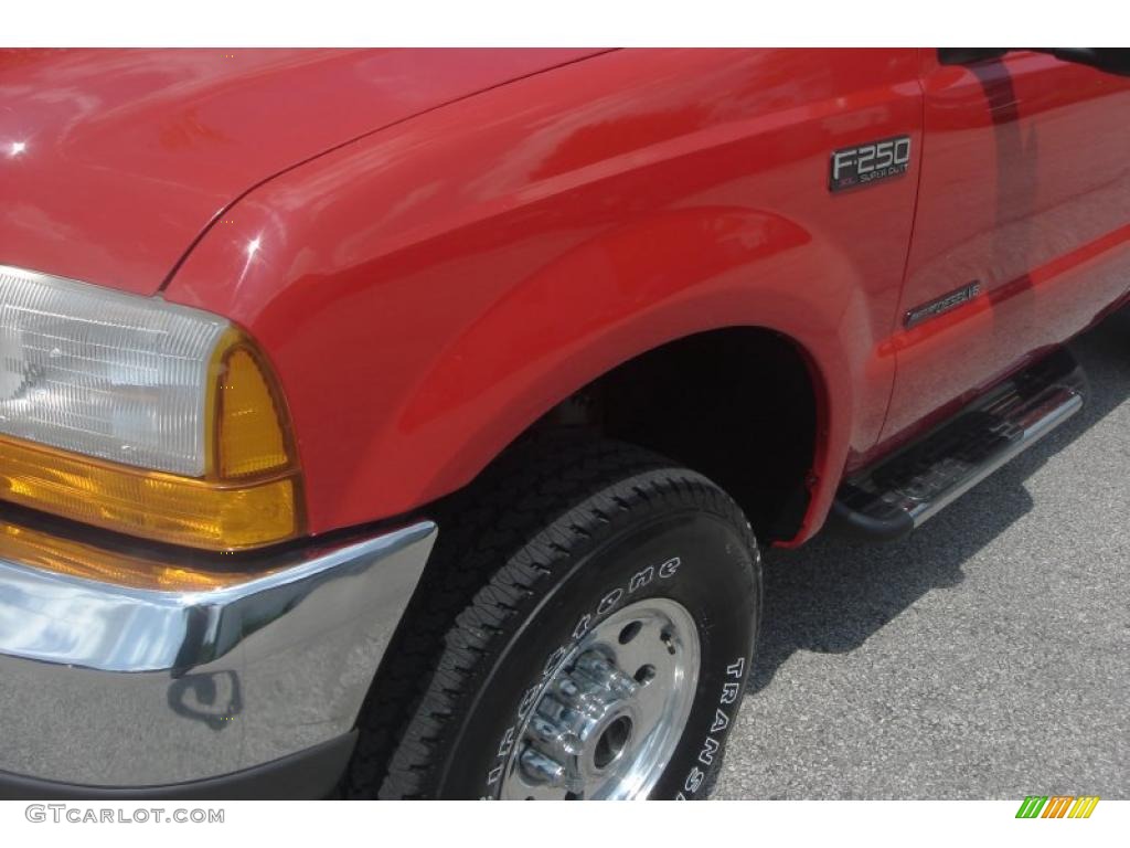 2000 F250 Super Duty XL Regular Cab 4x4 - Red / Medium Graphite photo #42