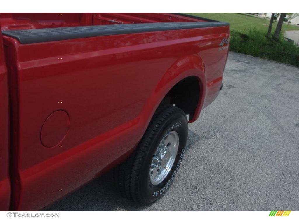 2000 F250 Super Duty XL Regular Cab 4x4 - Red / Medium Graphite photo #44