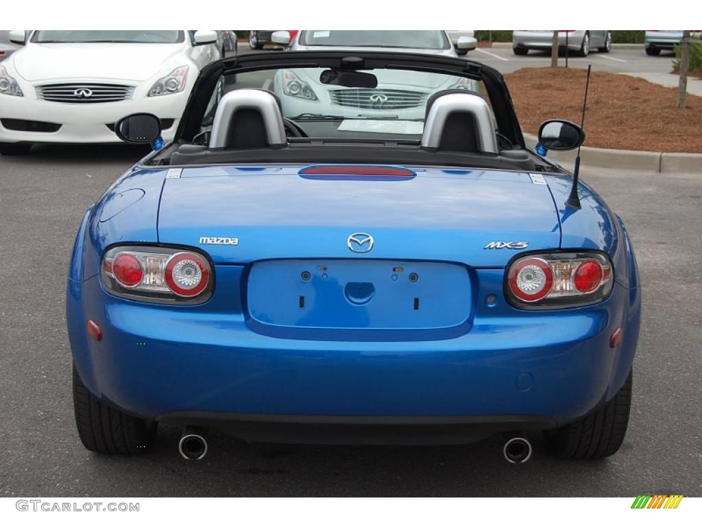 2006 MX-5 Miata Sport Roadster - Winning Blue Metallic / Black photo #17
