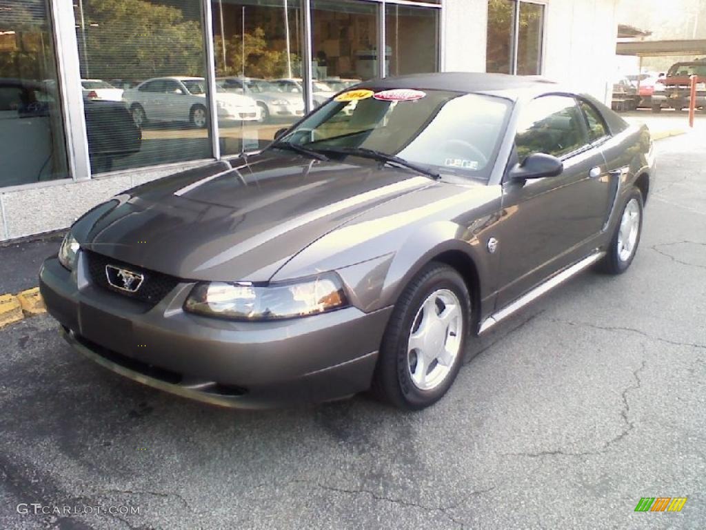 Dark Shadow Grey Metallic Ford Mustang