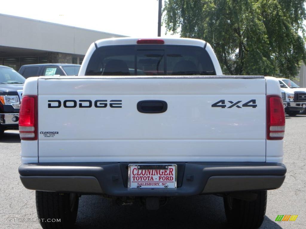 2002 Dakota SXT Regular Cab 4x4 - Bright White / Dark Slate Gray photo #3