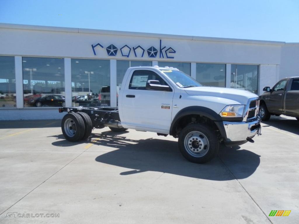 2011 Ram 4500 HD SLT Regular Cab Chassis - Bright White / Dark Slate/Medium Graystone photo #1