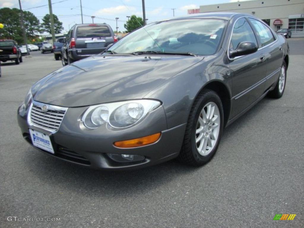 2004 300 M Sedan - Graphite Metallic / Dark Slate Gray photo #1