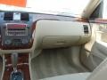 2006 White Lightning Cadillac DTS Luxury  photo #17