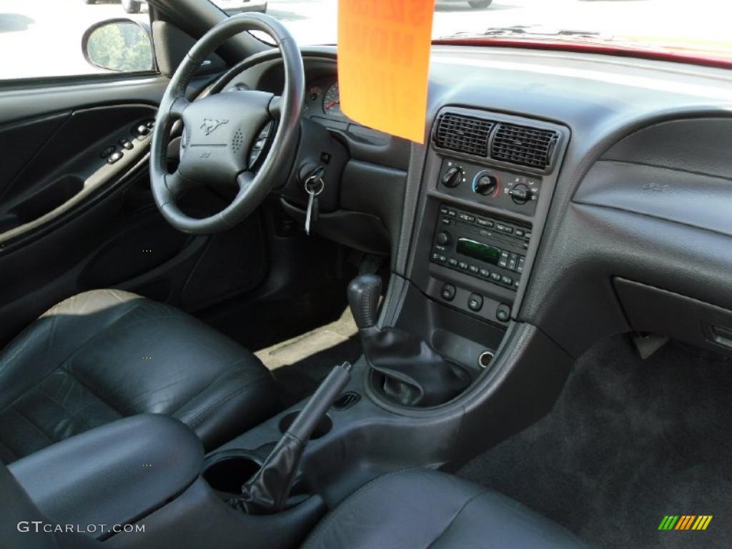 2002 Mustang GT Coupe - Torch Red / Dark Charcoal photo #21