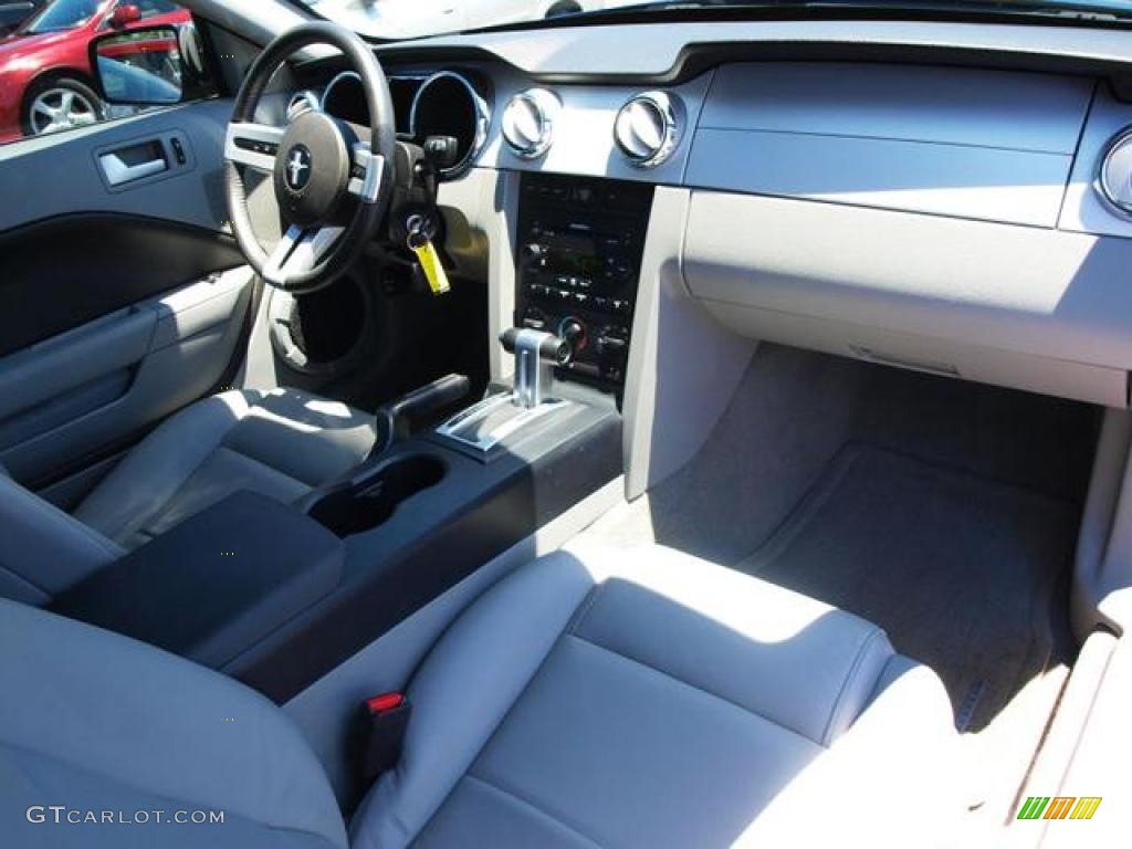 2007 Mustang V6 Premium Coupe - Vista Blue Metallic / Light Graphite photo #10