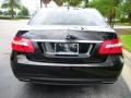 Black - E 350 Sedan Photo No. 7