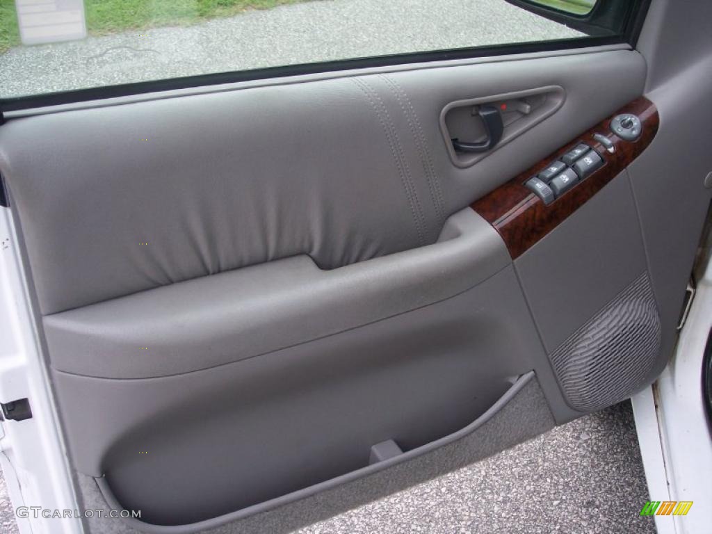 1997 Bravada AWD - White / Gray photo #21