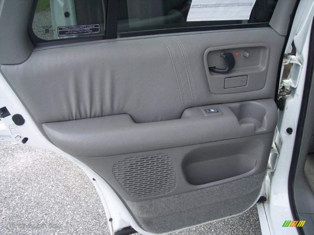 1997 Bravada AWD - White / Gray photo #22