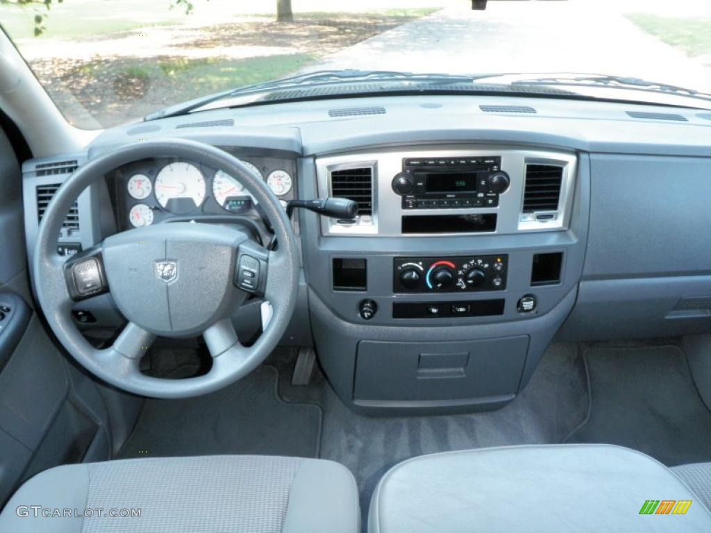 2008 Ram 3500 Big Horn Edition Quad Cab Dually - Bright Silver Metallic / Medium Slate Gray photo #32