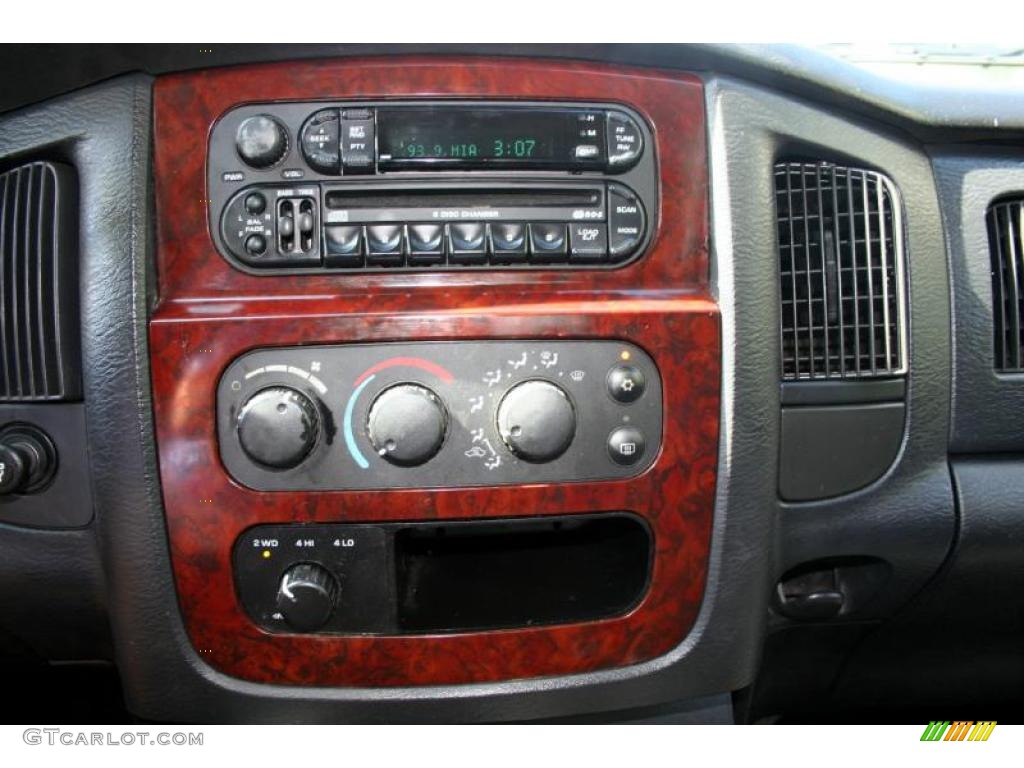 2003 Ram 2500 Laramie Quad Cab 4x4 - Graphite Metallic / Dark Slate Gray photo #83