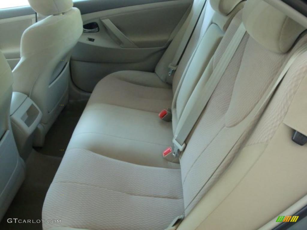 2011 Camry LE - Aloe Green Metallic / Ash photo #9