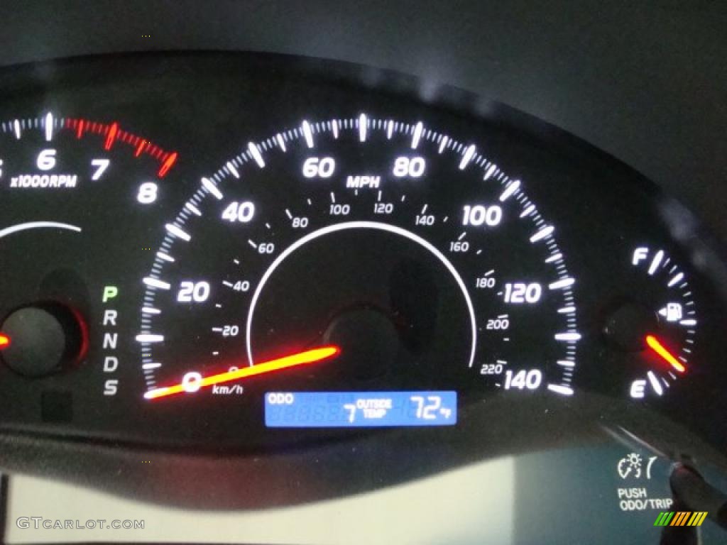 2011 Camry LE - Aloe Green Metallic / Ash photo #15