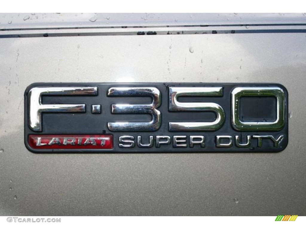 2003 F350 Super Duty Lariat Crew Cab 4x4 - Arizona Beige Metallic / Medium Parchment photo #112
