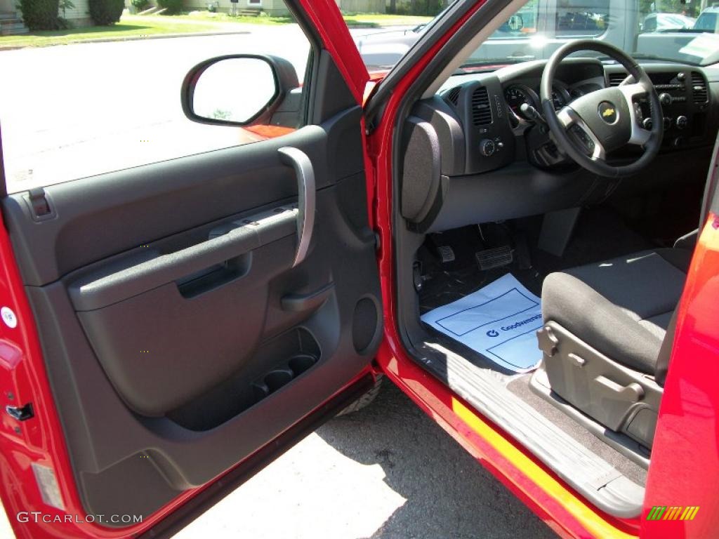 2010 Silverado 1500 LT Regular Cab 4x4 - Victory Red / Ebony photo #20