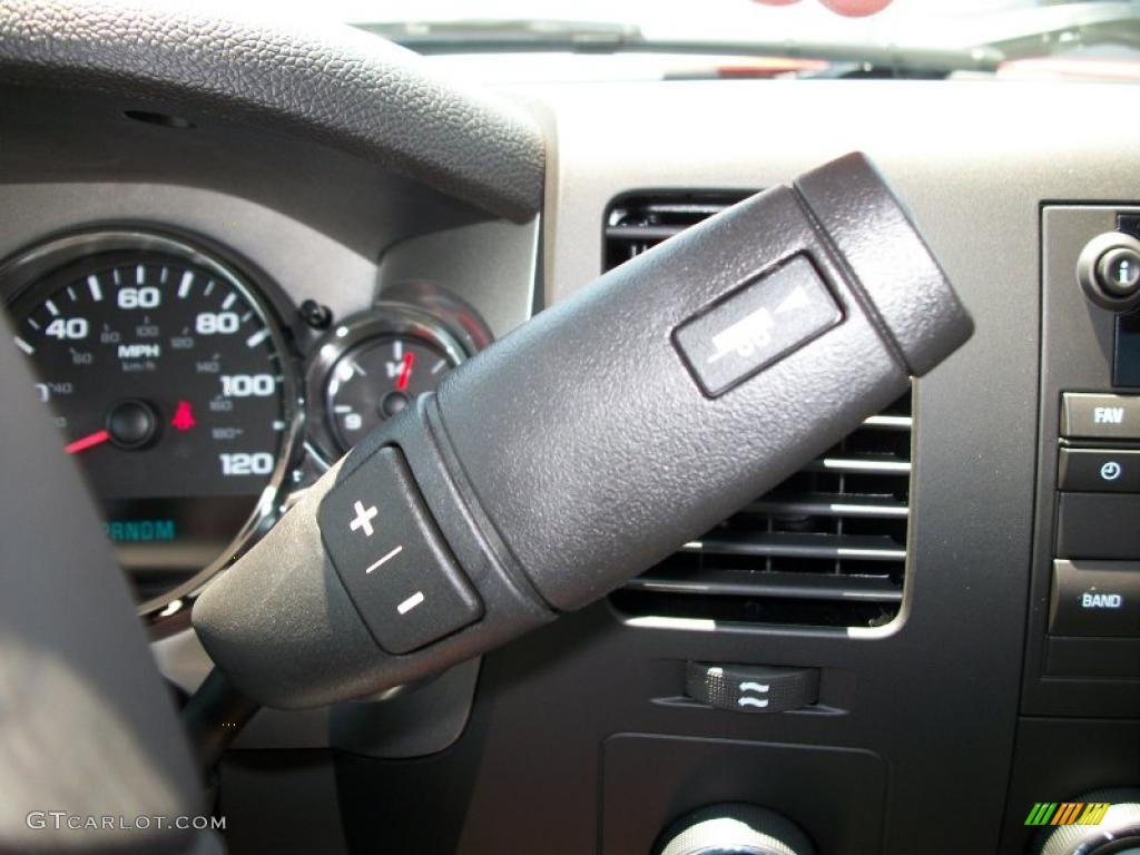 2010 Silverado 1500 LT Regular Cab 4x4 - Victory Red / Ebony photo #32