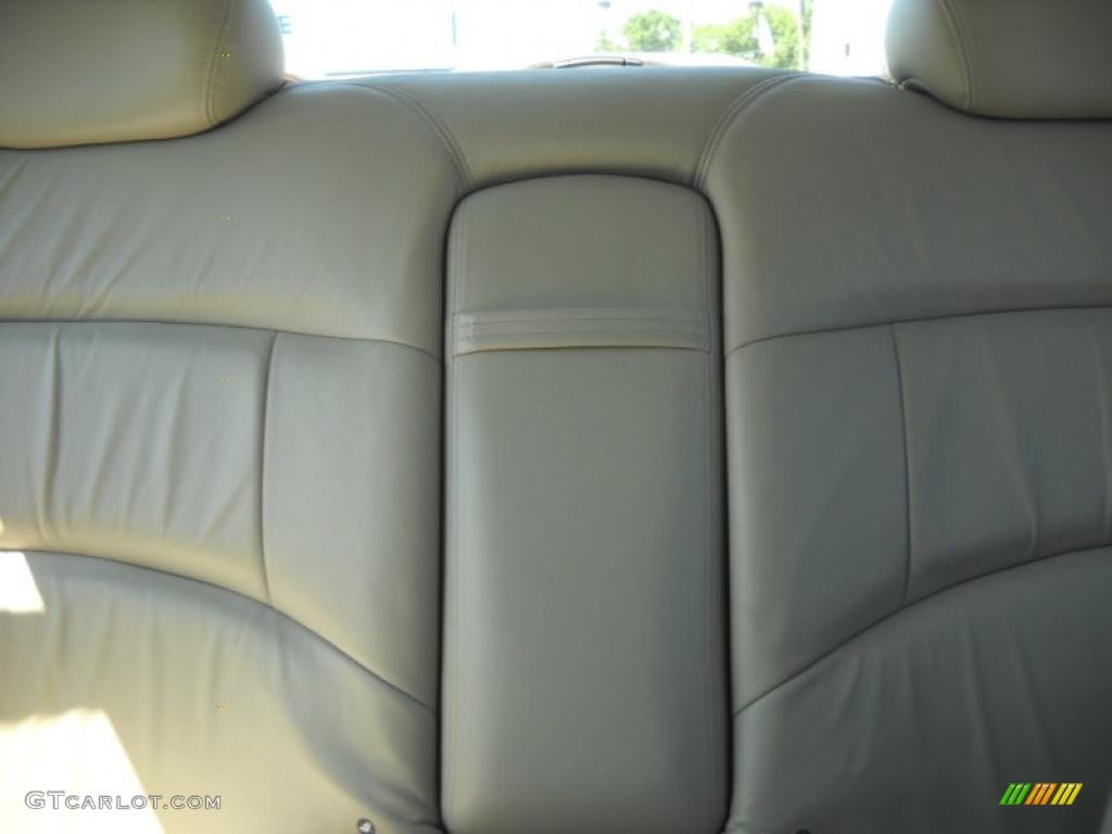 2003 Park Avenue Ultra - Black / Shale photo #25