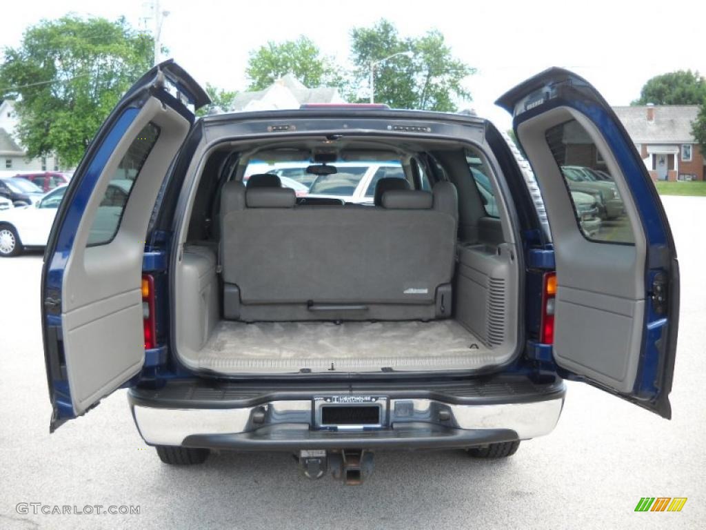 2003 Suburban 1500 LT 4x4 - Indigo Blue Metallic / Gray/Dark Charcoal photo #9