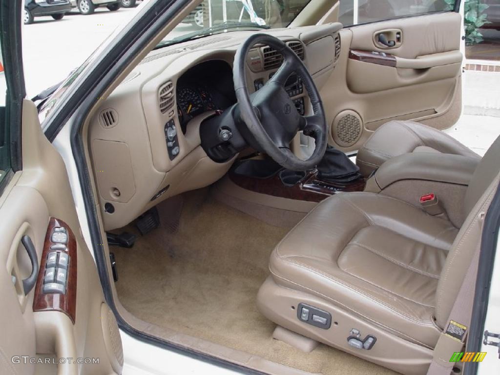 1999 Bravada AWD - Arctic White / Beige photo #8