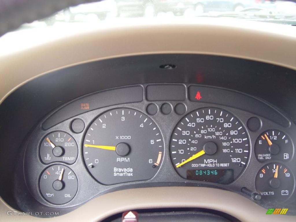 1999 Bravada AWD - Arctic White / Beige photo #11