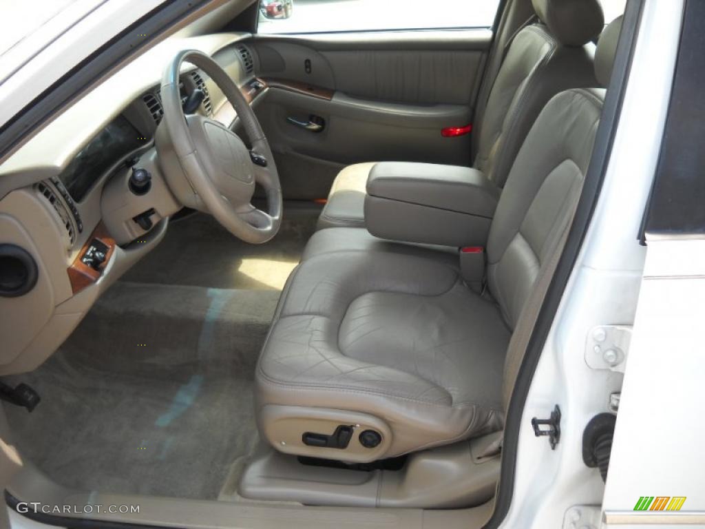 1999 Park Avenue  - Bright White Diamond / Taupe photo #13