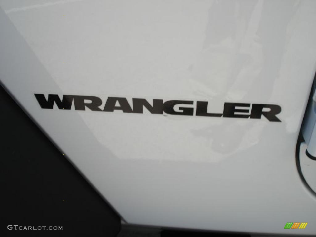 2010 Wrangler Sport Islander Edition 4x4 - Stone White / Dark Slate Gray/Blue photo #19