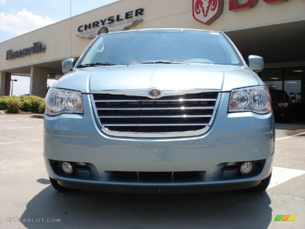 2010 Town & Country Touring - Clearwater Blue Pearl / Medium Slate Gray/Light Shale photo #8
