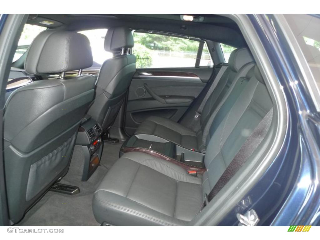 2010 BMW X6 xDrive50i Rear Seat Photos