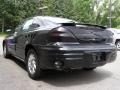 2002 Black Pontiac Grand Am SE Sedan  photo #12