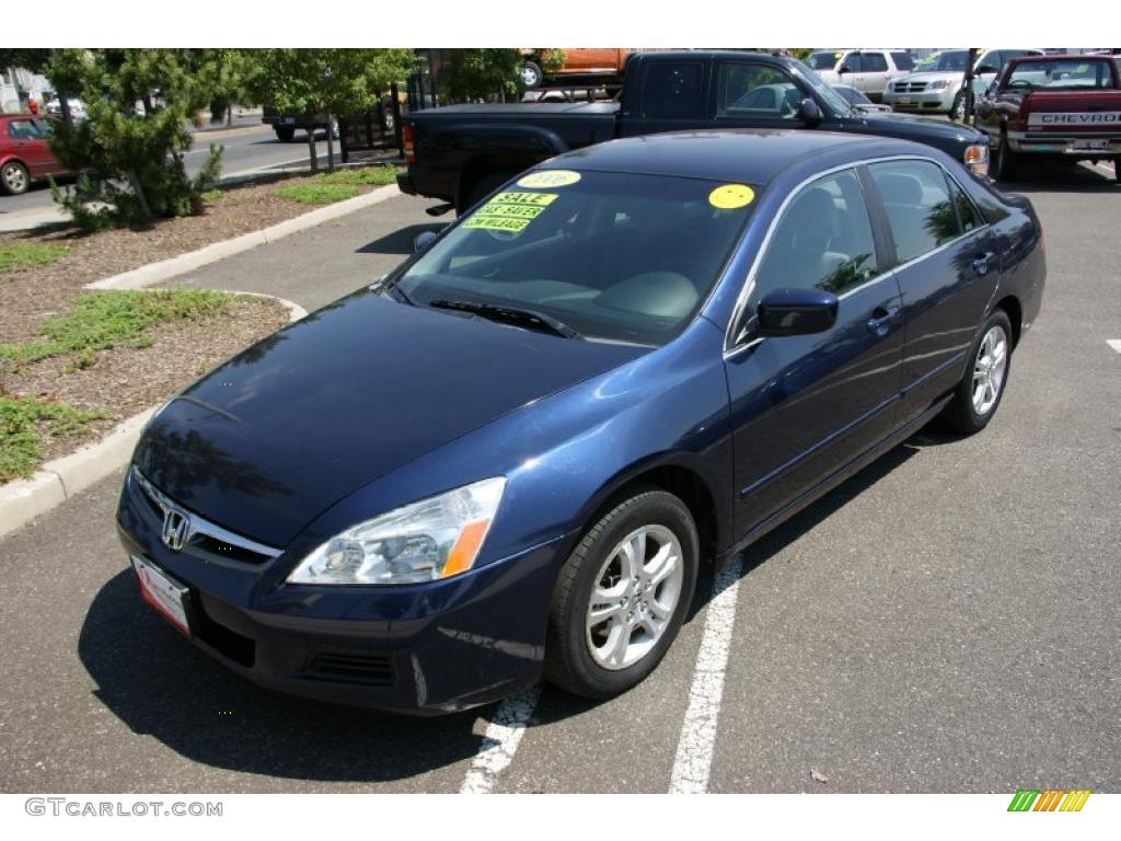 2006 Accord SE Sedan - Royal Blue Pearl / Black photo #1