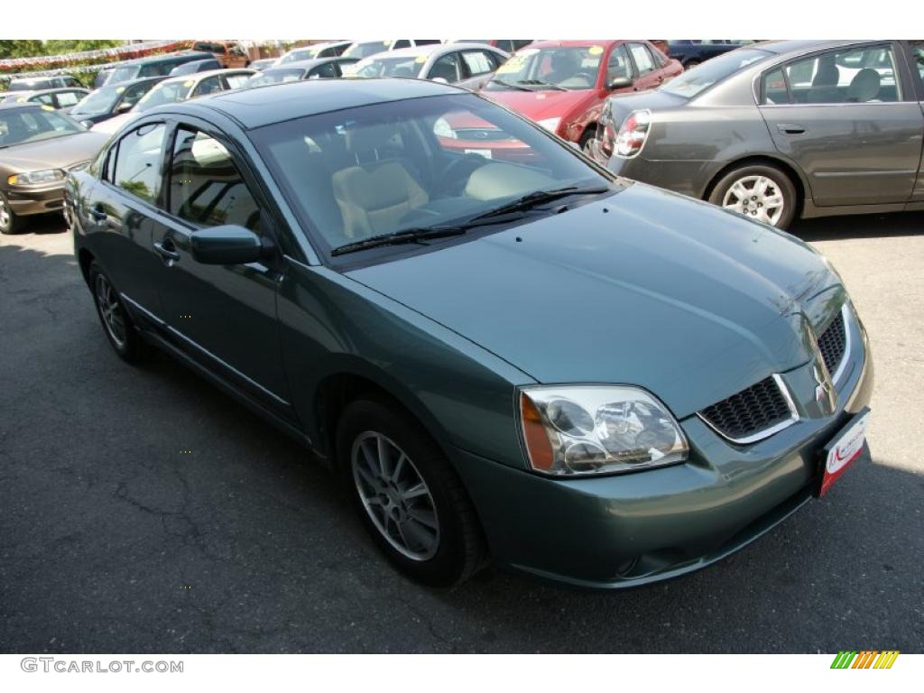 2005 Galant ES - Machine Green Metallic / Gray photo #3