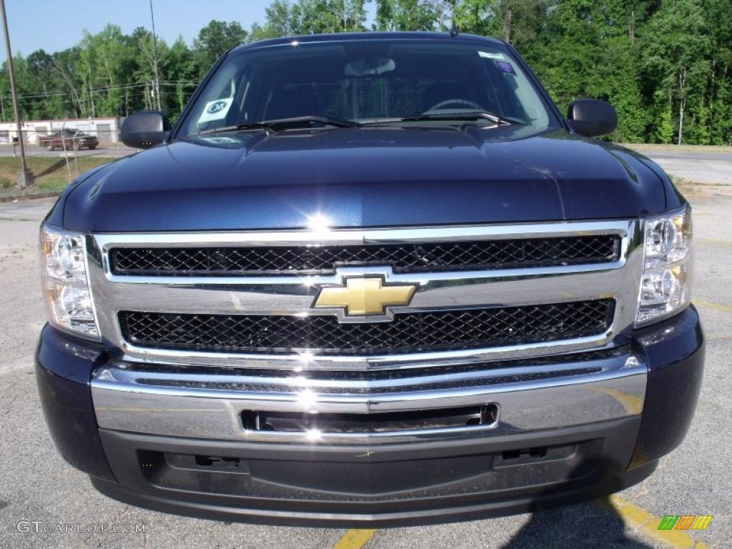 2010 Silverado 1500 LS Crew Cab - Imperial Blue Metallic / Dark Titanium photo #8