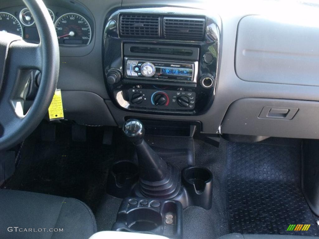 2007 Ranger STX SuperCab - Vista Blue Metallic / Ebony/Blue photo #14