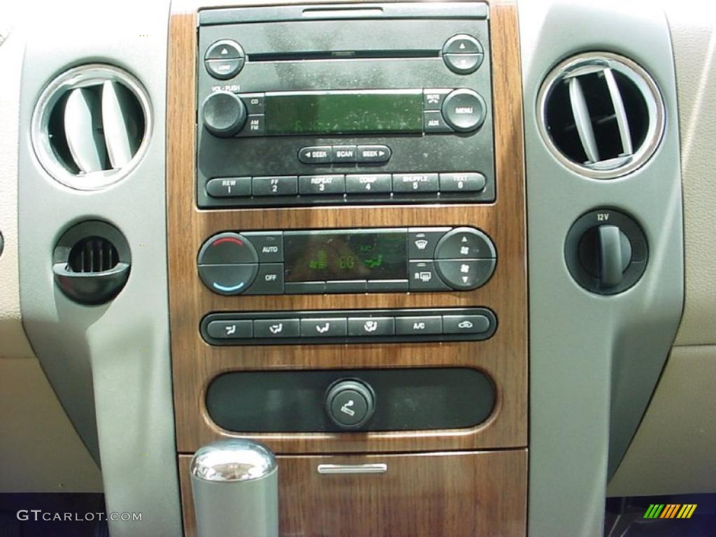 2004 F150 Lariat SuperCrew - Black / Tan photo #23