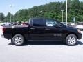 Galaxy Black - Titan SE Crew Cab Photo No. 6