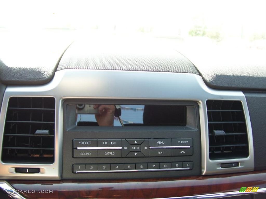 2010 MKZ FWD - Sangria Red Metallic / Dark Charcoal photo #18