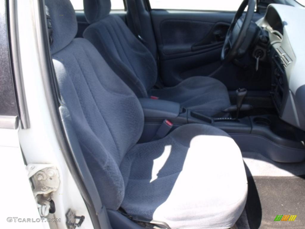 1996 Cavalier LS Sedan - Bright White / Dark Gray photo #12
