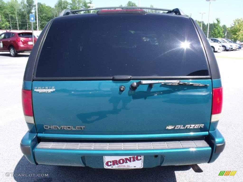 1995 Blazer LS 4x4 - Bright Teal Metallic / Ebony photo #4