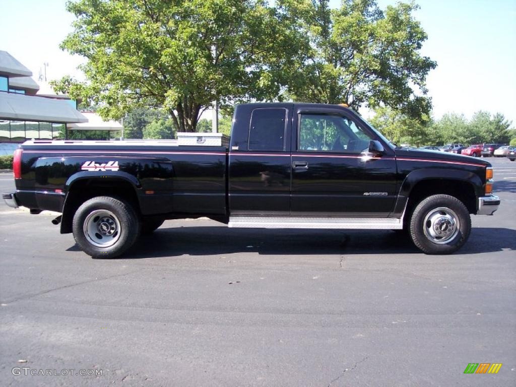 1995 C/K 3500 K3500 Cheyenne Extended Cab 4x4 Dually - Black / Gray photo #4