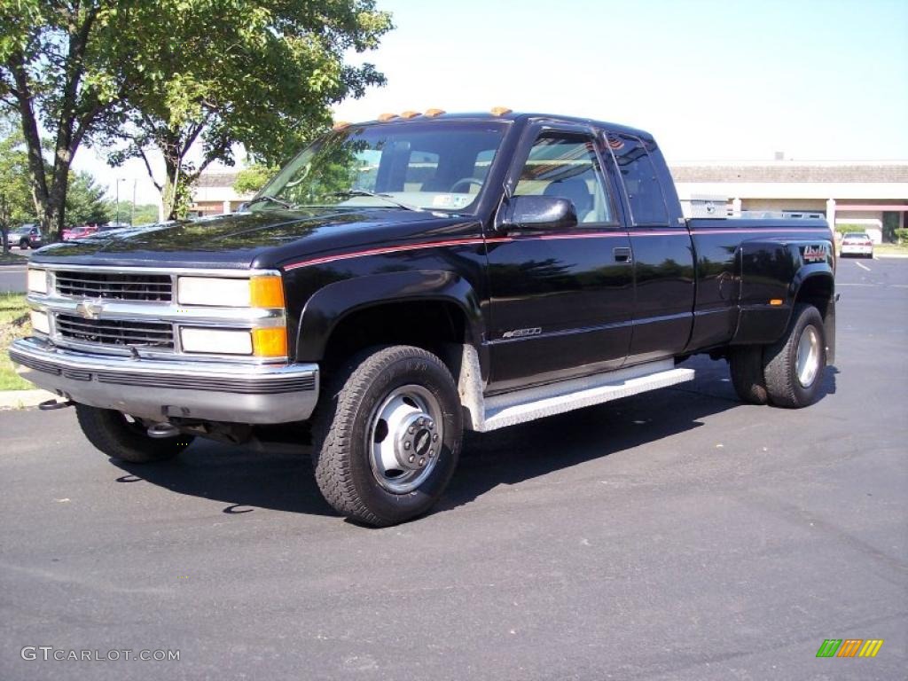 1995 C/K 3500 K3500 Cheyenne Extended Cab 4x4 Dually - Black / Gray photo #13