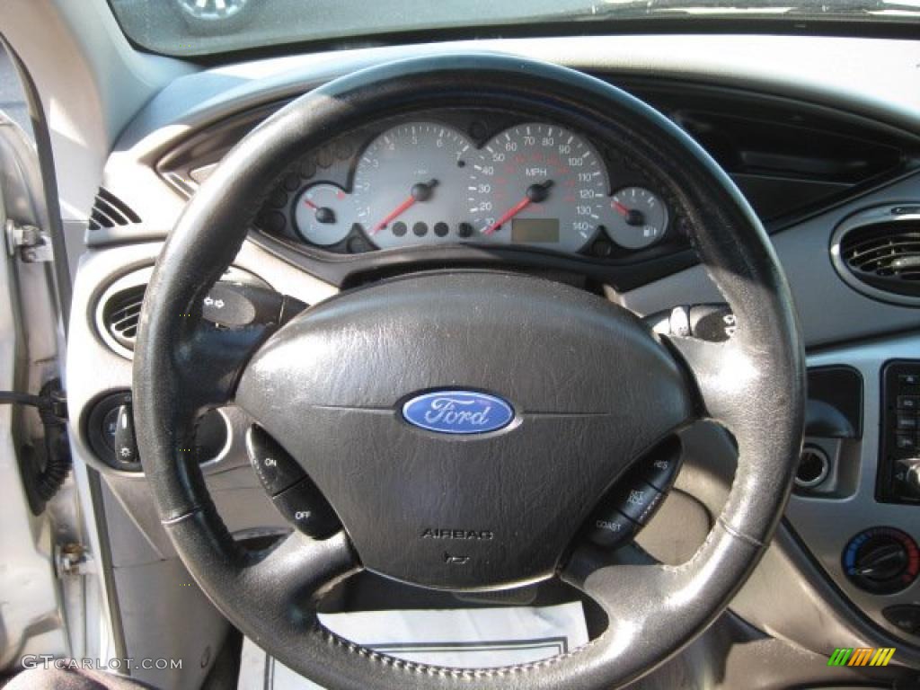 2003 Focus ZTS Sedan - CD Silver Metallic / Medium Graphite photo #25