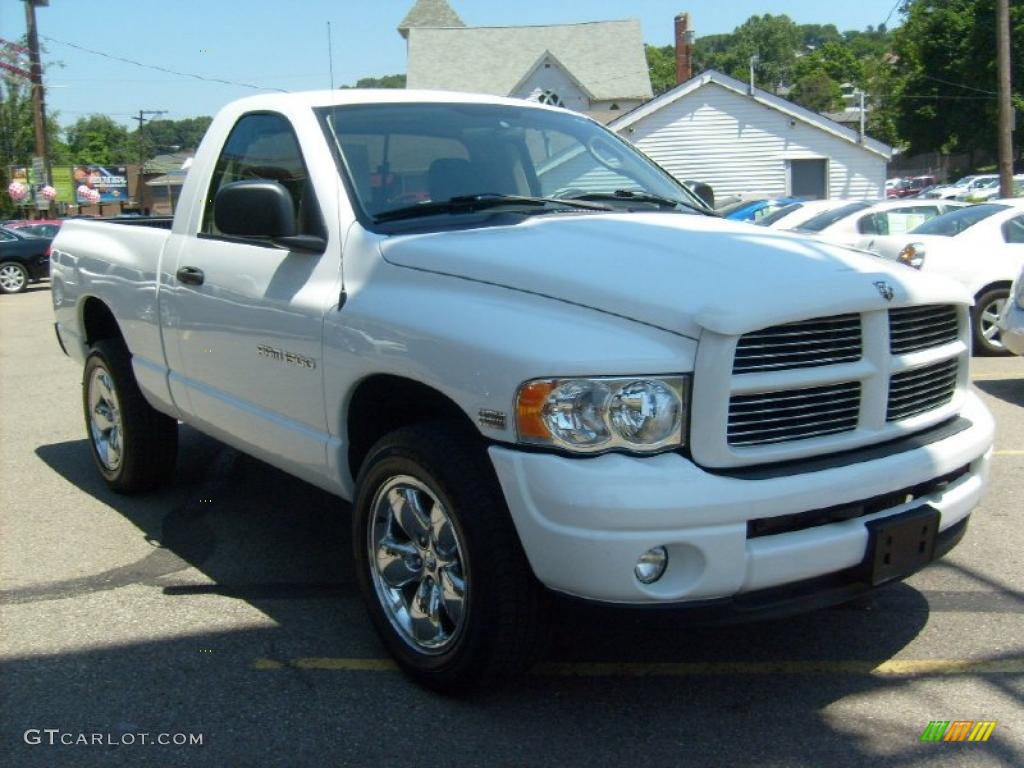 2003 Ram 1500 SLT Regular Cab 4x4 - Bright White / Dark Slate Gray photo #7