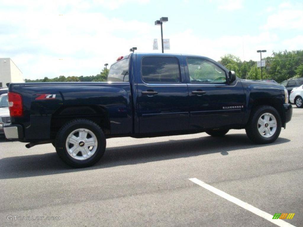 2008 Silverado 1500 LT Crew Cab - Dark Blue Metallic / Light Cashmere/Ebony Accents photo #6